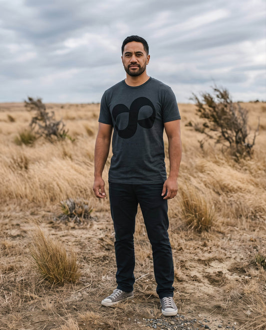 Model wearing humbl mark t-shirt in Asphalt Marle